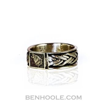 Men's/ Women's Sterling Silver Celtic Wolf Ring